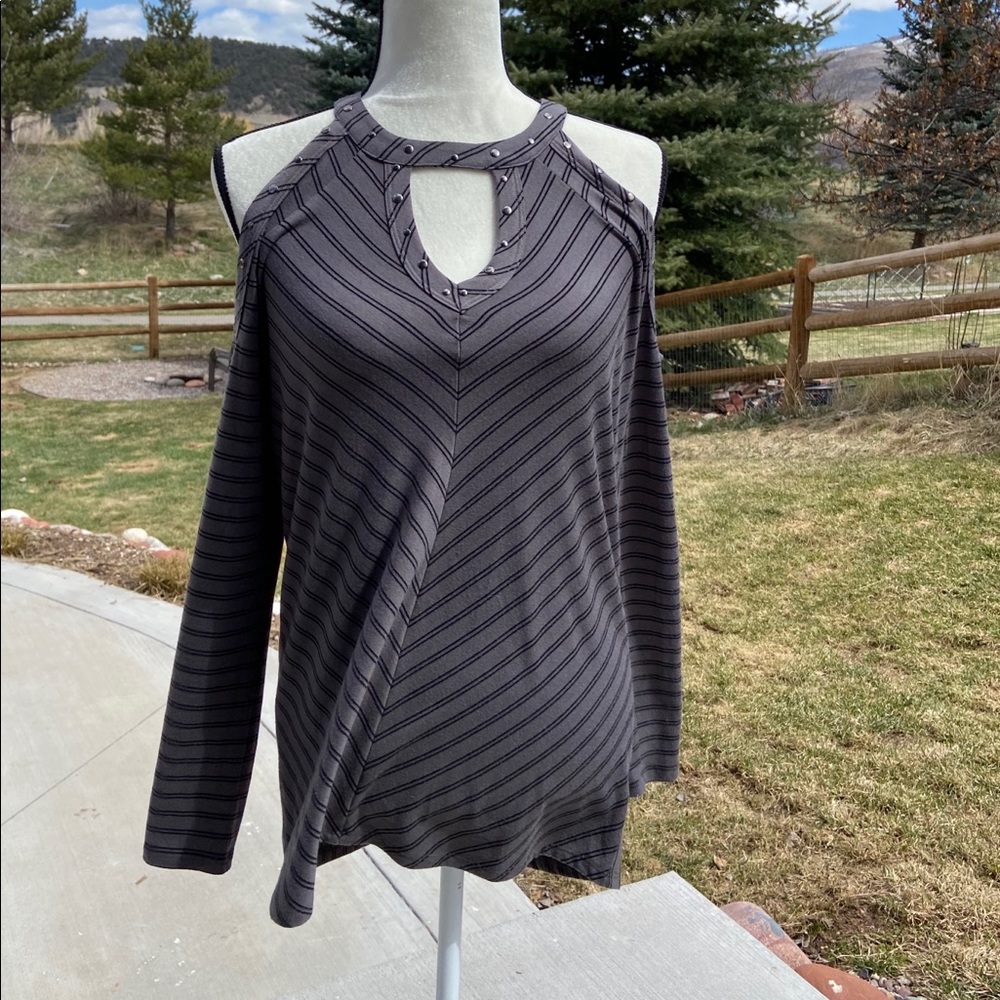 Maurice’s Cold Shoulder Striped V-Neck Top